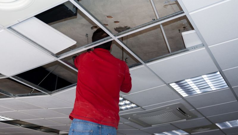 Local Suspended Ceiling Service pros at work